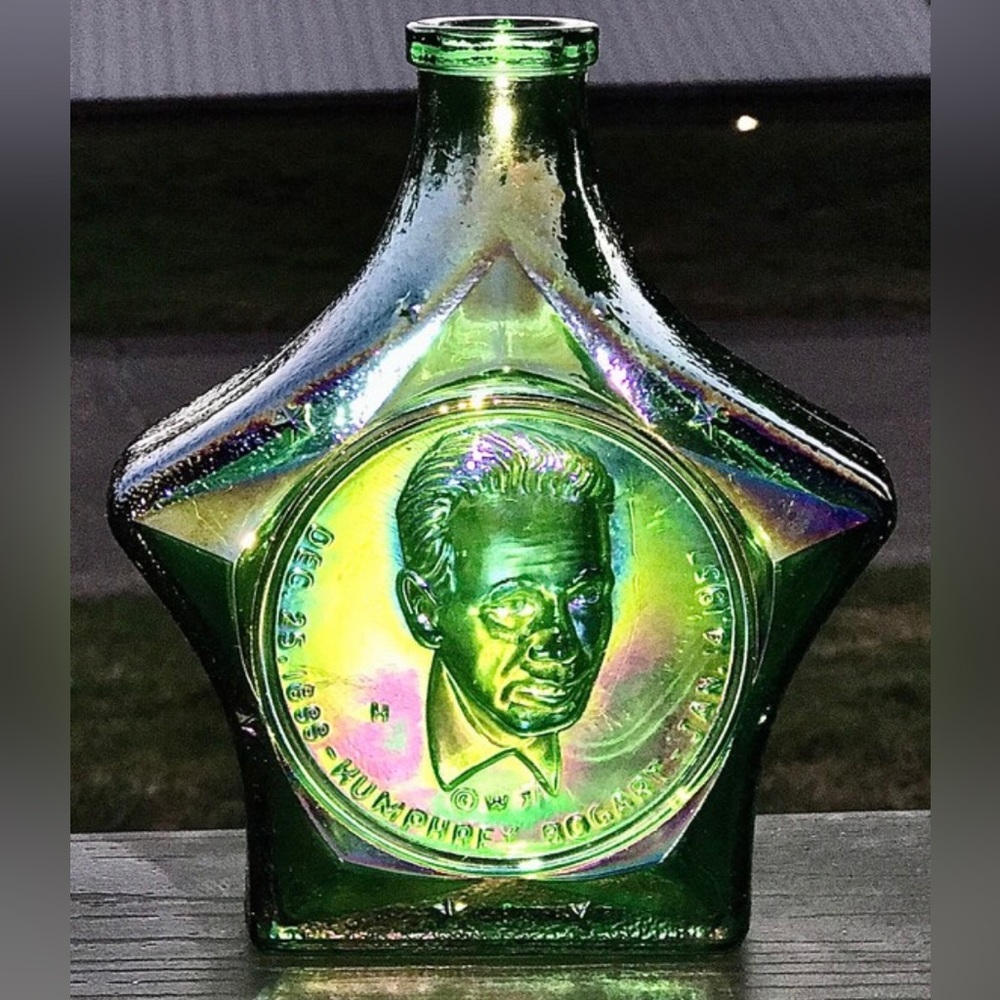 Vintage 1971 WHEATON CARNIVAL GLASS Humphrey Bogart Decanter Star Shaped Bottle